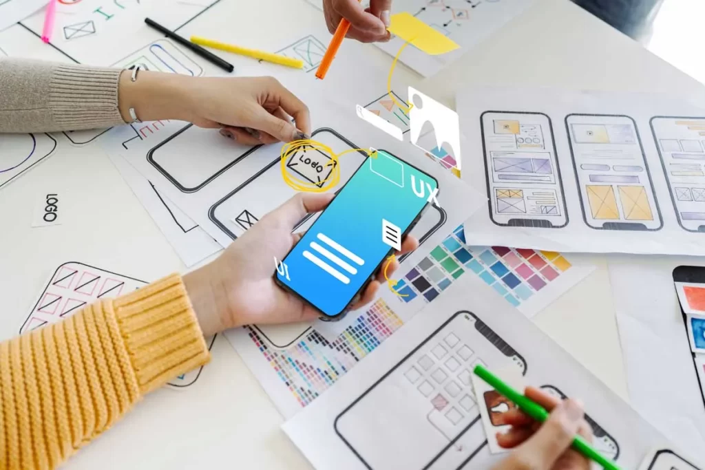 ホームページ制作のミーティングをしているイメージ